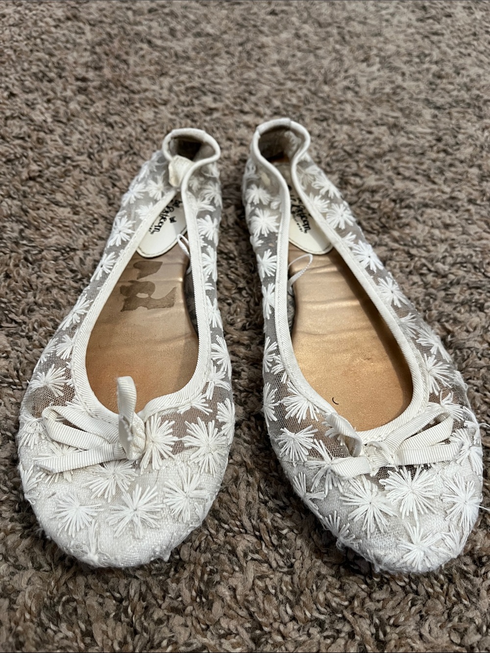 Self Esteem White Floral Lace Ballet Flats